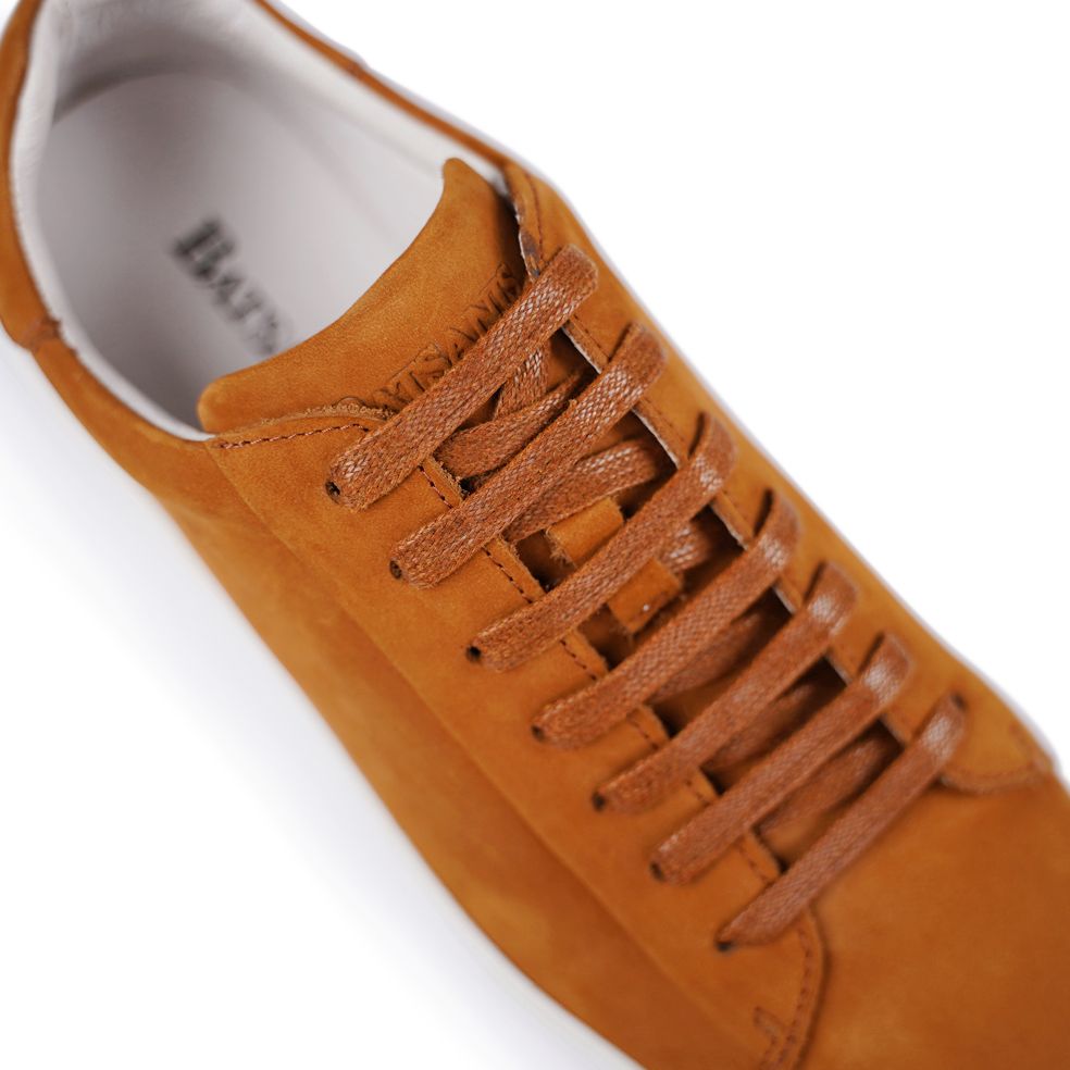 Axios 2.0 Tan Nubuck Sneakers