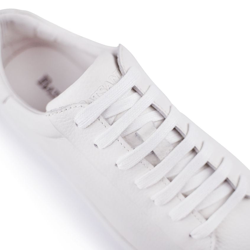 Axios 2.0 White Sneakers
