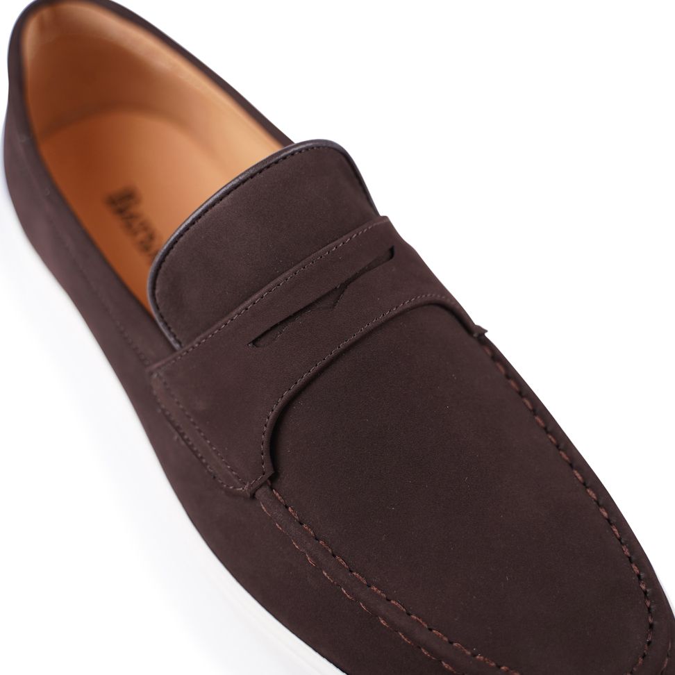 Magno Brown Slip-Ons