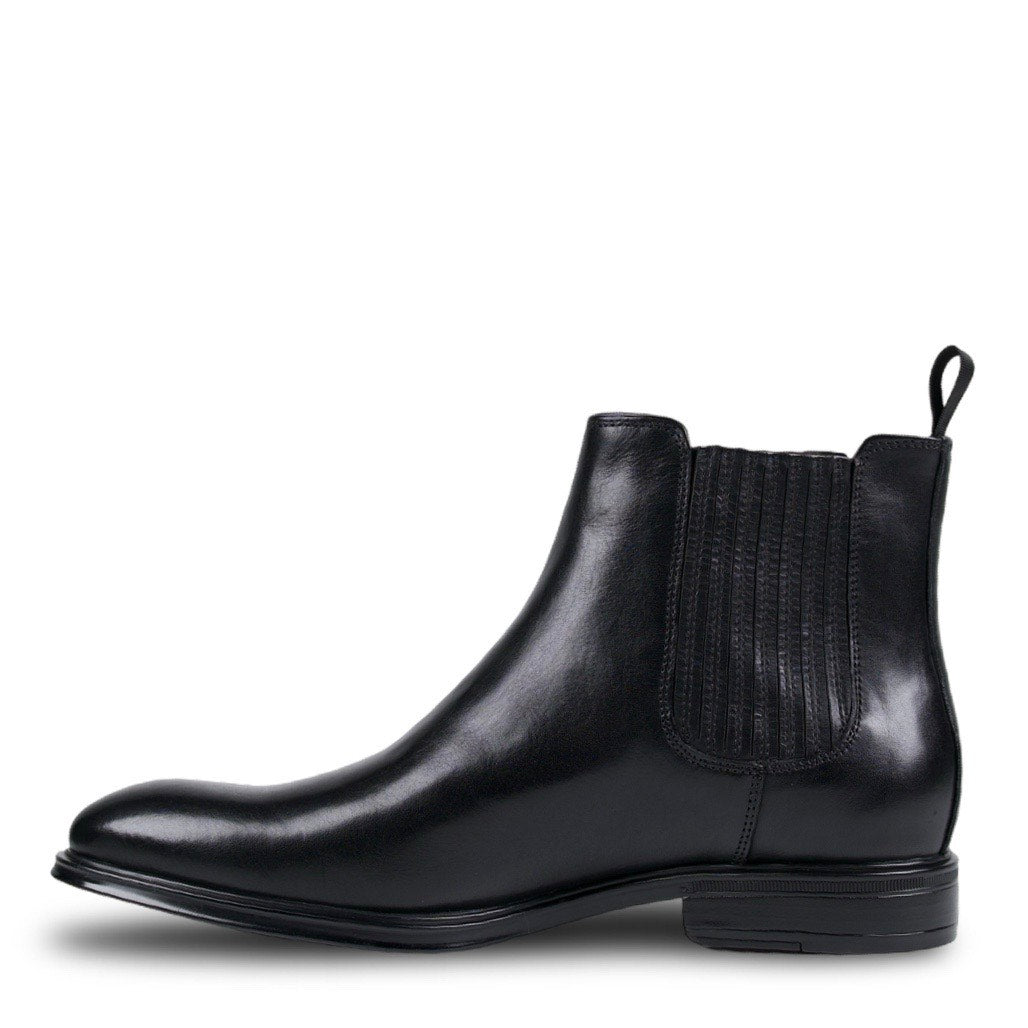 Matteo Black Chelsea Boots