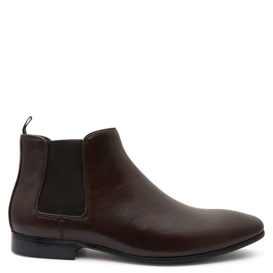 Chester Brown Chelsea Boots