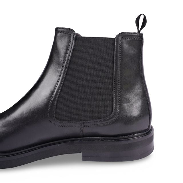 Reddick Black Chelsea Boots